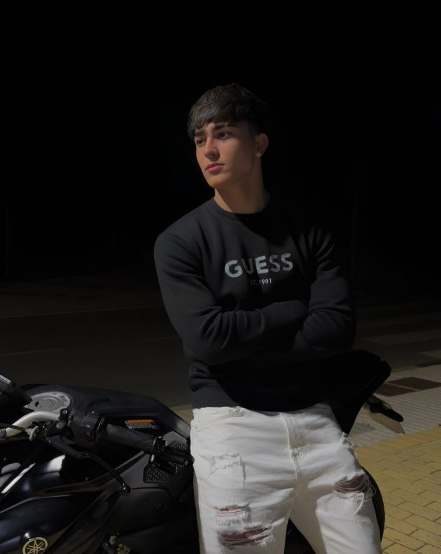 <strong>Andrés Molina</strong>